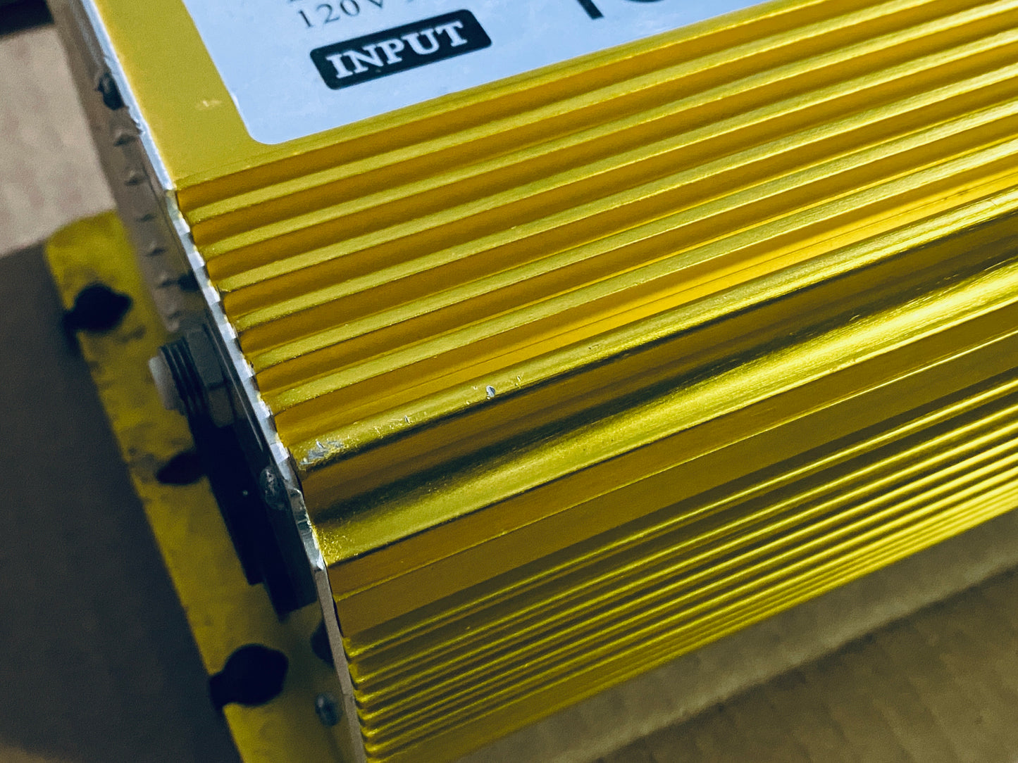 Hydrofarm 8” Air Cooled Grow Light & Gold 1000W Electronic Ballast