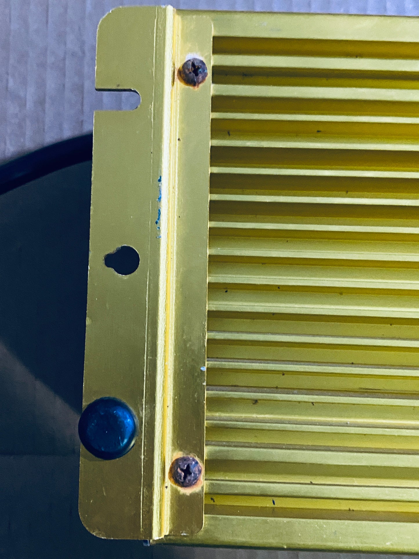 Hydrofarm 8” Air Cooled Grow Light & Gold 1000W Electronic Ballast