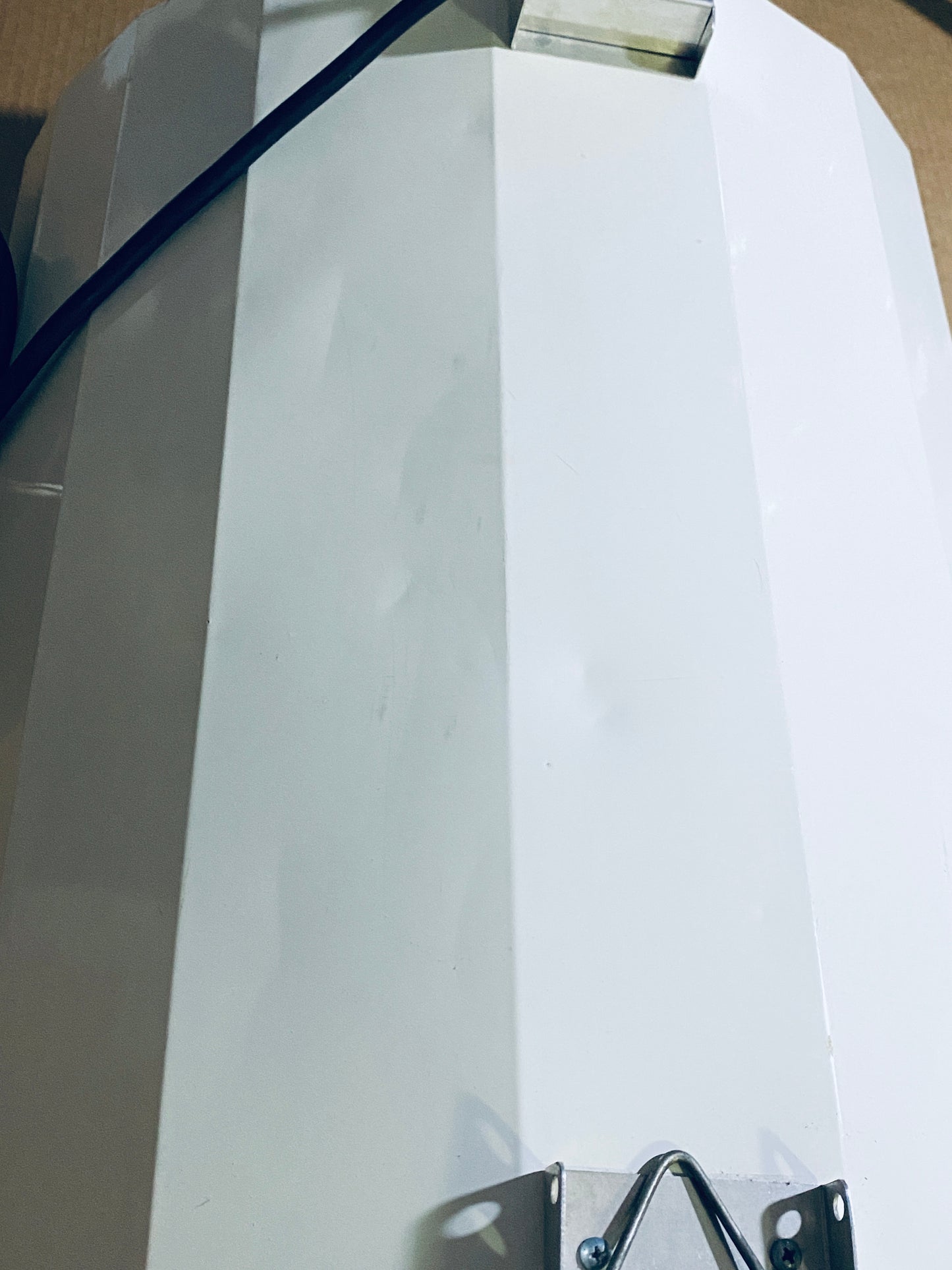 Hydrofarm 8” Air Cooled Grow Light & Gold 1000W Electronic Ballast