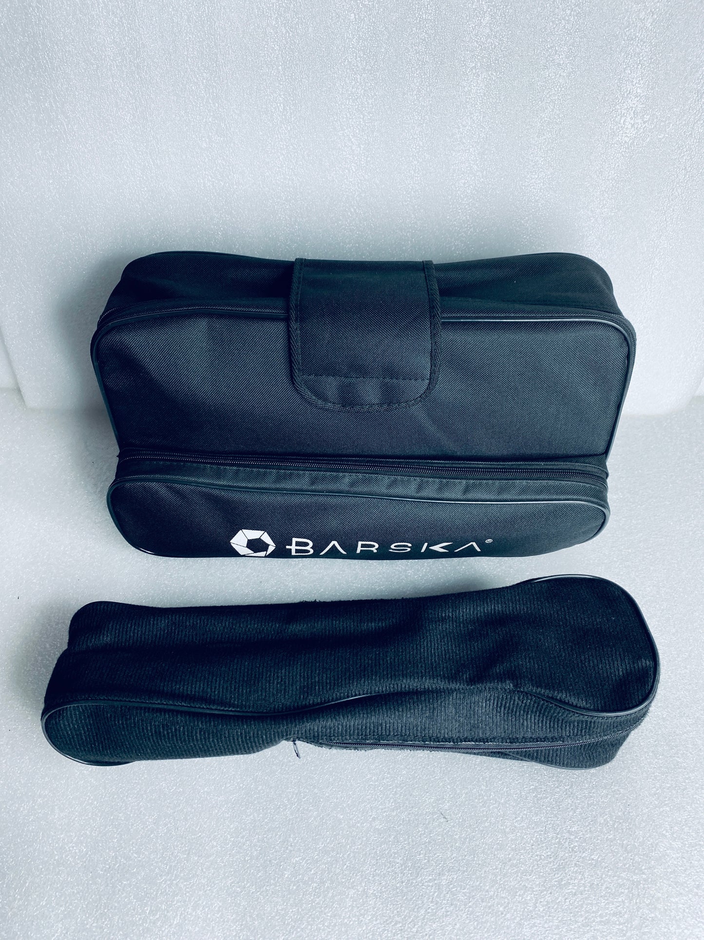 barska 300 Power Starwatcher Refractor Telescope With Mount & Carrying Case