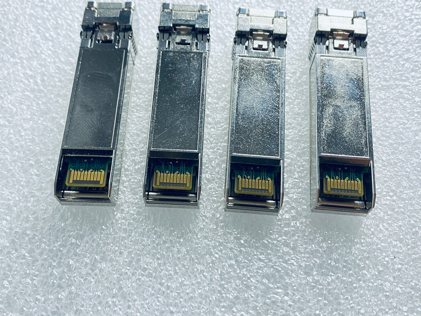 Lot Of 4 - Finisar FTLF8528P3BCV-QL 8G FC 850nm Transceiver Module