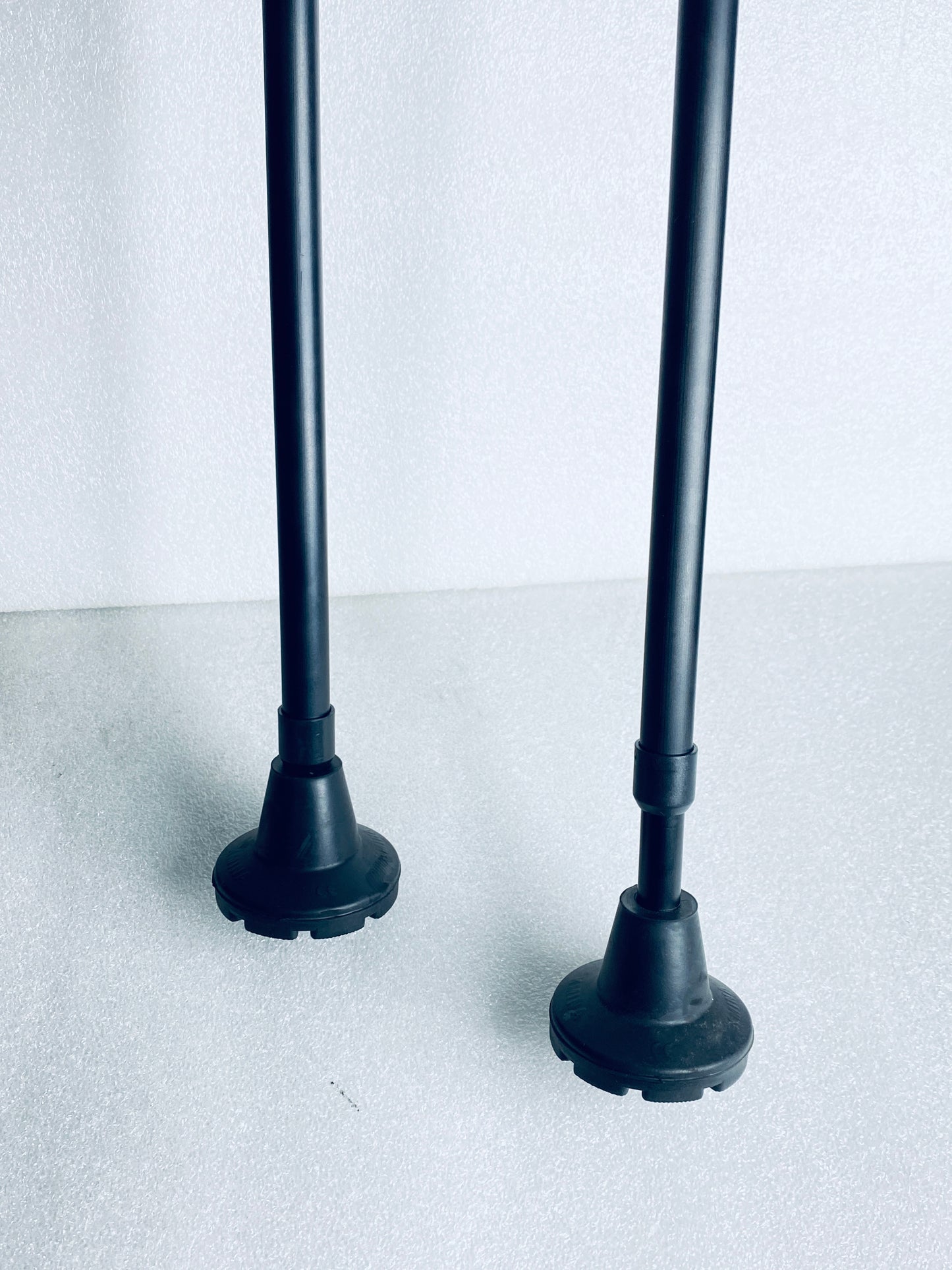 lot Of 2 New Other -Kmina Adjustable Aluminum Forearm Crutches For Adults, Black