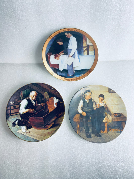 #94-lot Of 3 Norman Rockwell Grandpa's Gift, Lighthouse & Freedom Plates-(READ) - (In Condition As Shown)