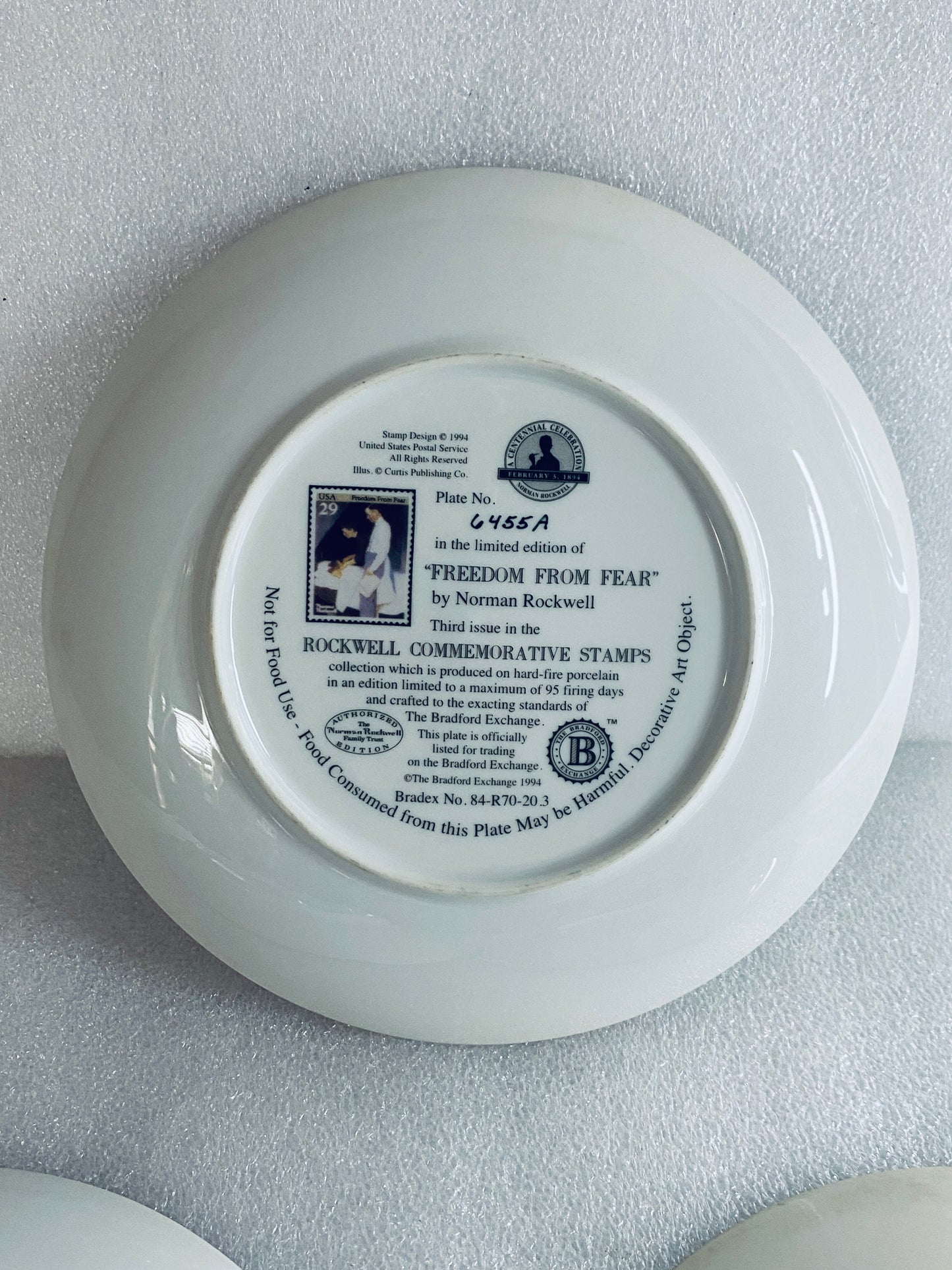 #94-lot Of 3 Norman Rockwell Grandpa's Gift, Lighthouse & Freedom Plates-(READ) - (In Condition As Shown)