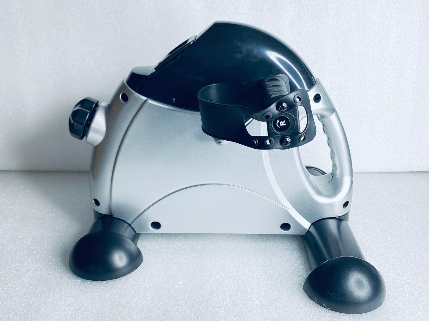 Evoland Indoor Under Desk Bike Pedal Exerciser W/ 240lb Weight Capacity – (READ)