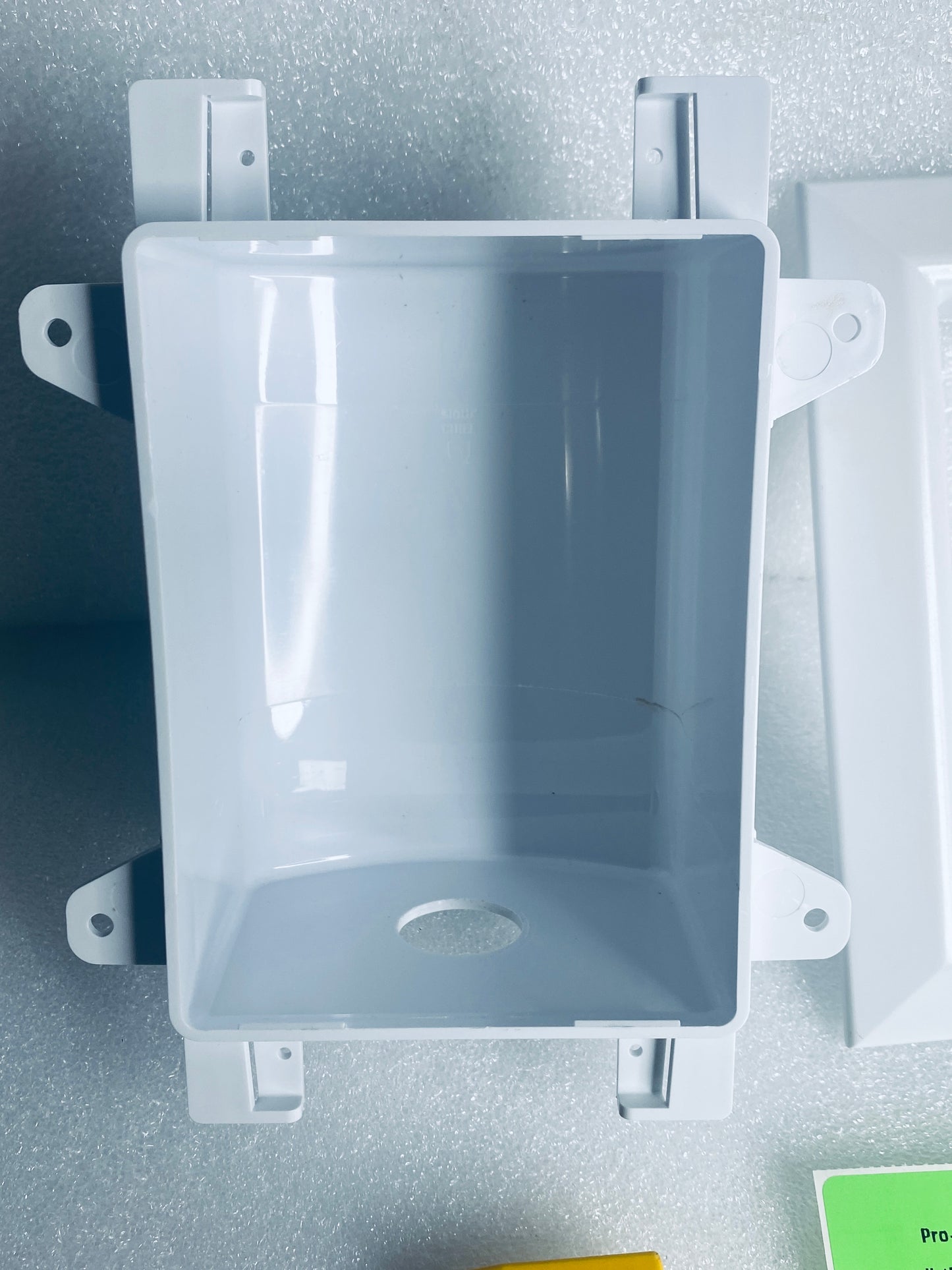 new Open Box - Ox Box Pro-Flex 1/2" Gas Valve Outlet Box