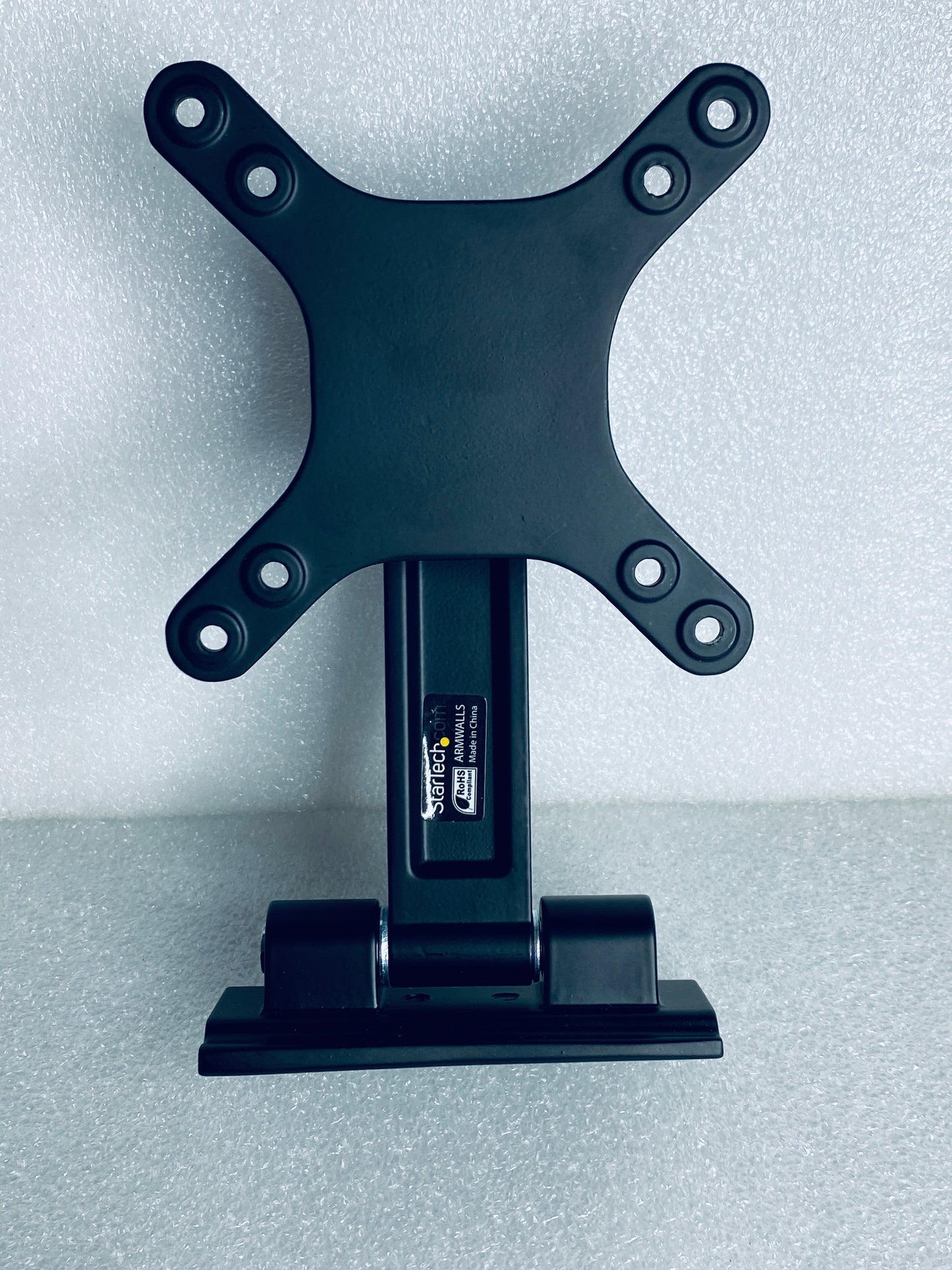 new Open Box-StarTech Wall-Mount Monitor Arm Single Swivel For 13"-34" Monitors