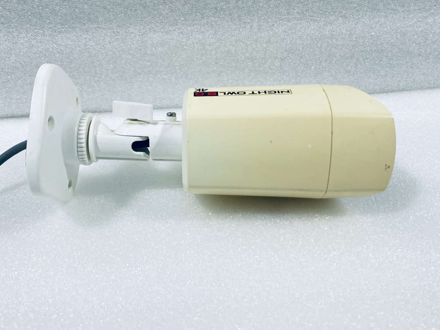 Night Owl 8.0 4K BNC White Bullet Security Camera, CM-PTHD80W-BU-HIK - (READ)