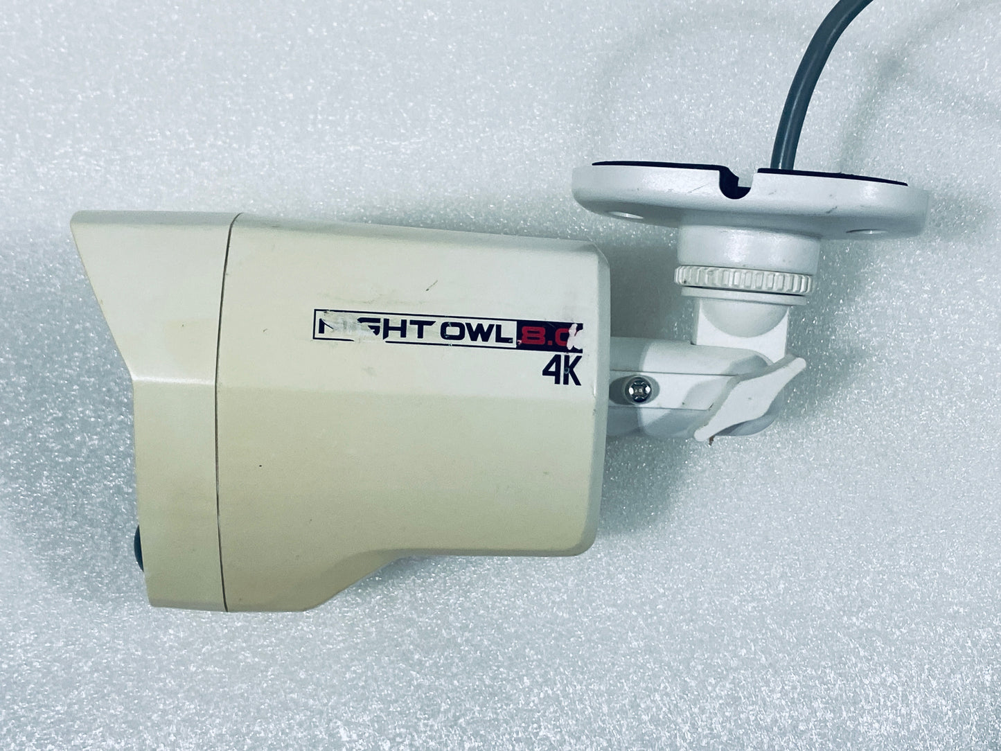 Night Owl 8.0 4K BNC Bullet White Security Camera, CM-PTHD80W-BU-HIK - (READ)