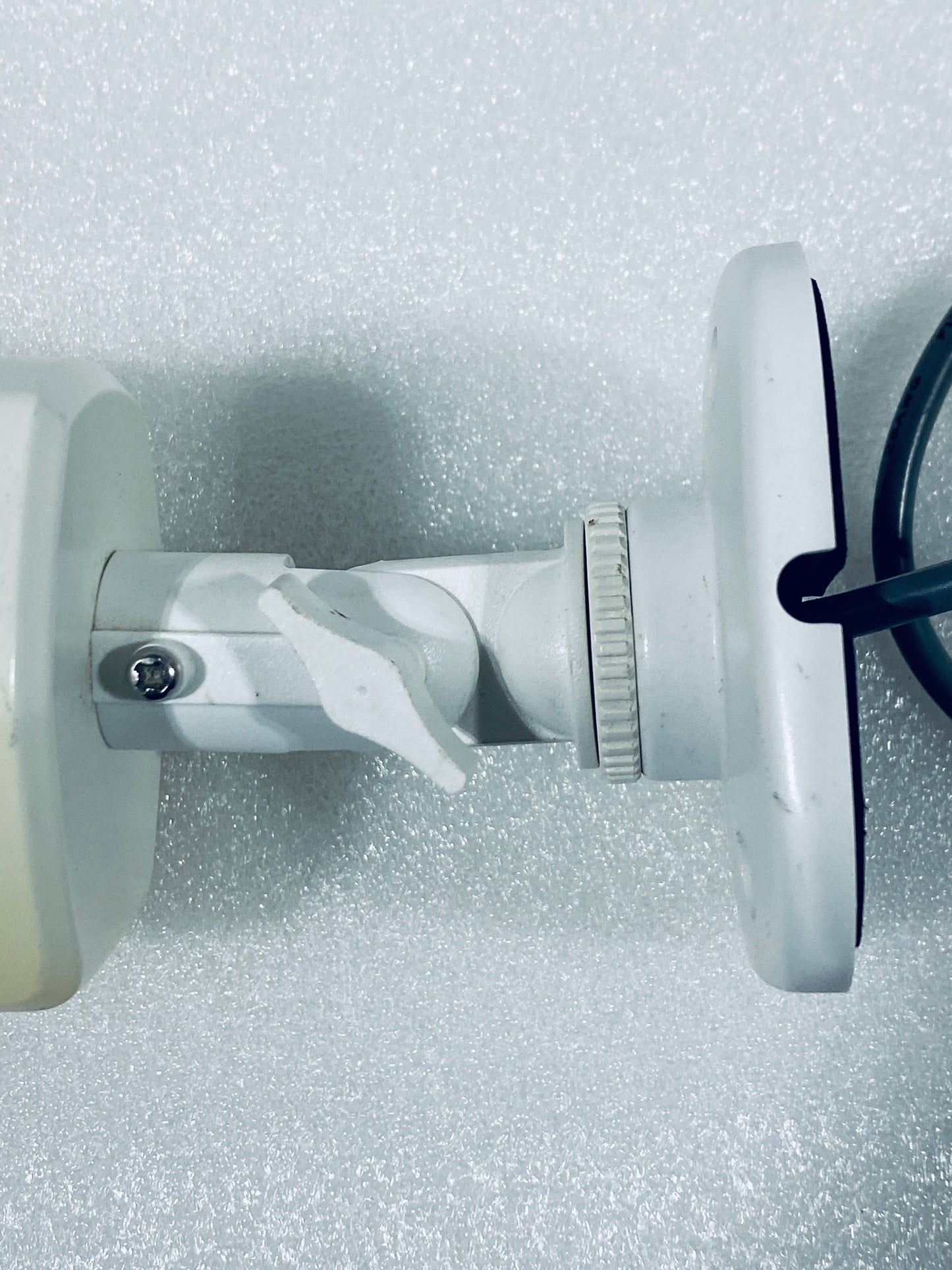 Night Owl 8.0 4K BNC Bullet White Security Camera, CM-PTHD80W-BU-HIK - (READ)