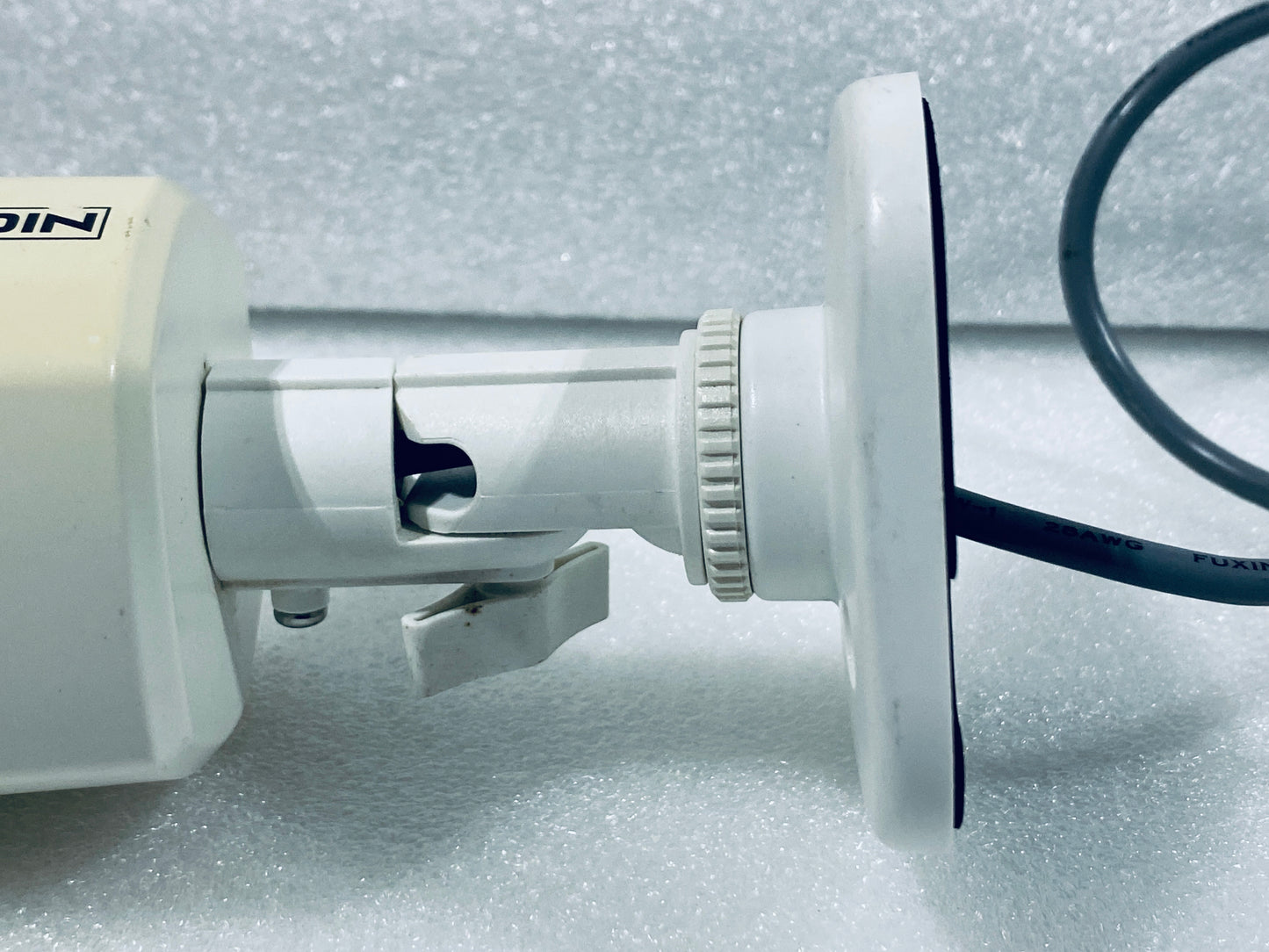 Night Owl 8.0 4K BNC Bullet White Security Camera, CM-PTHD80W-BU-HIK - (READ)