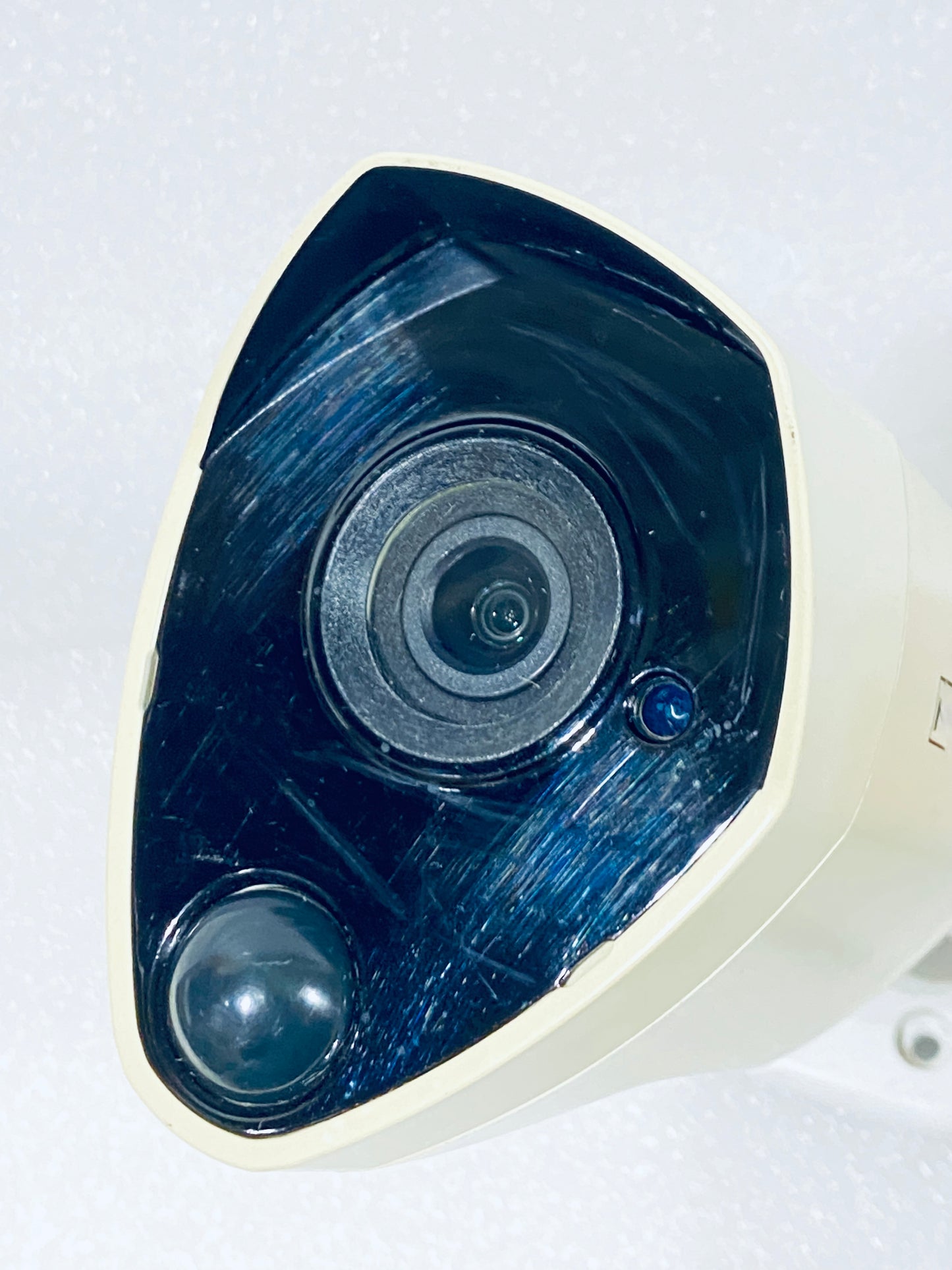 Night Owl 8.0 4K BNC Bullet White Security Camera, CM-PTHD80W-BU-HIK - (READ)