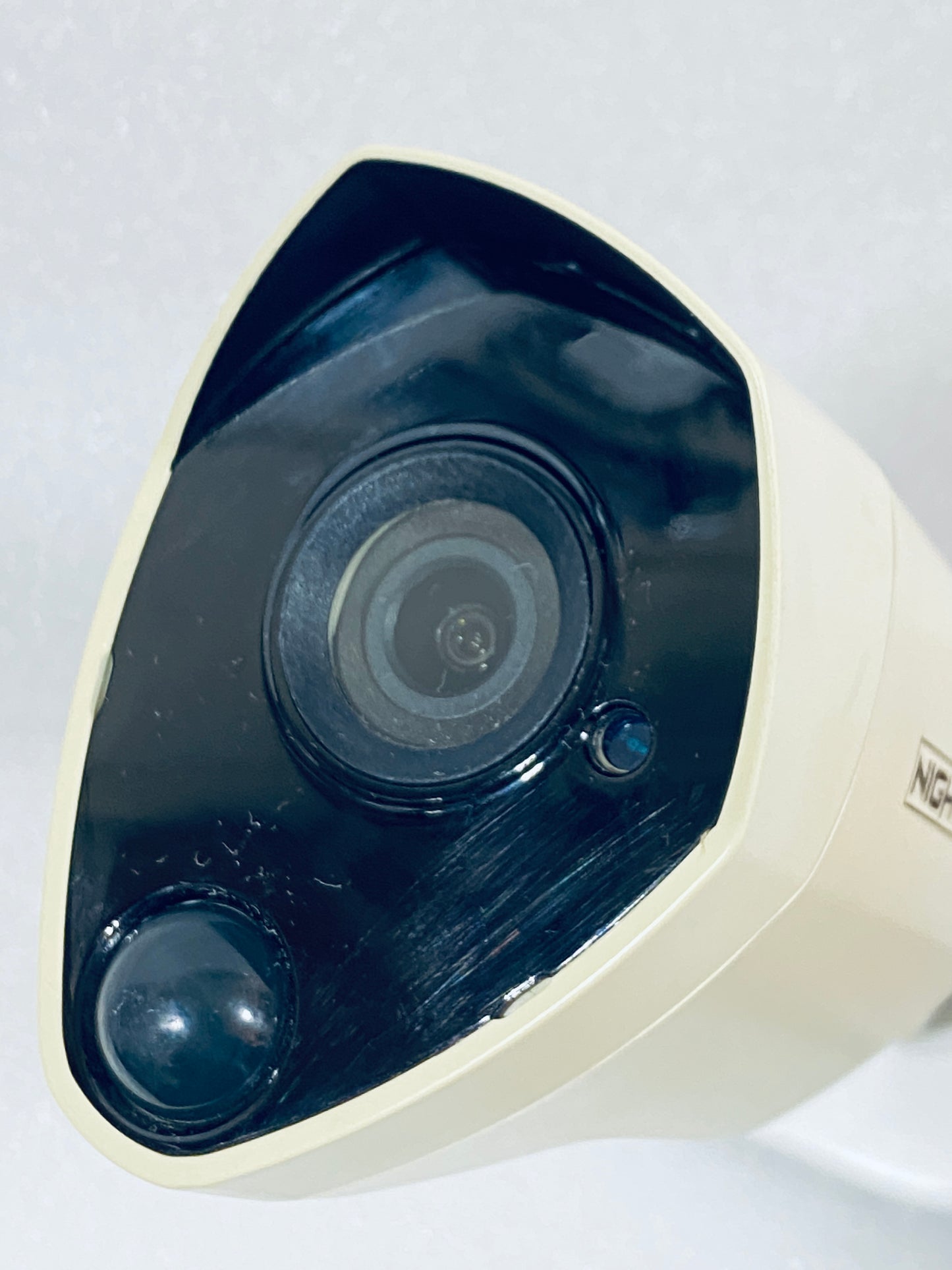 Night Owl 4K 8.0 BNC Bullet White Security Camera, CM-PTHD80W-BU-HIK - (READ)