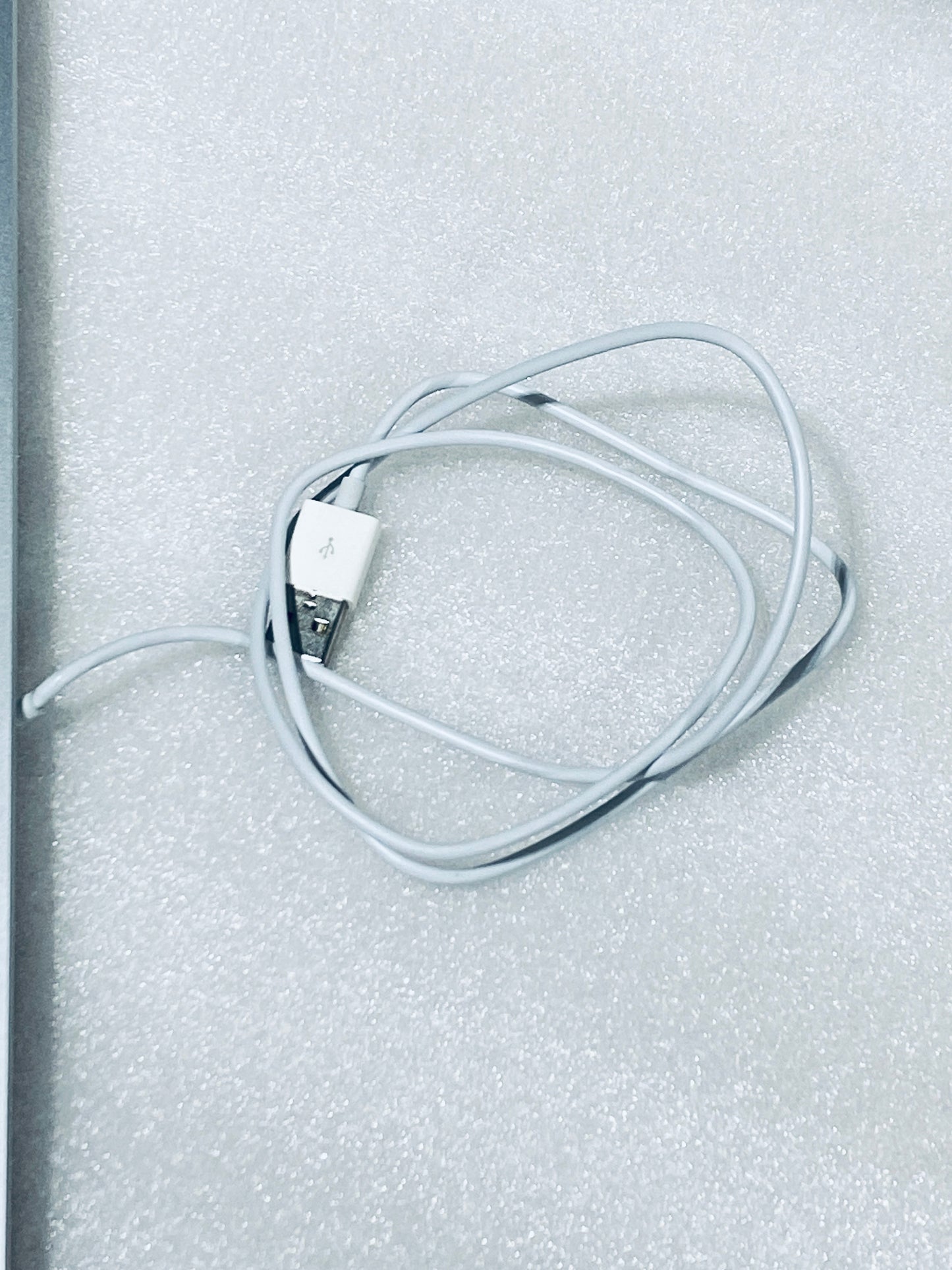 Apple White Aluminum USB Wired Keyboard A1243 & Apple Wired Mouse A1152 - (READ)