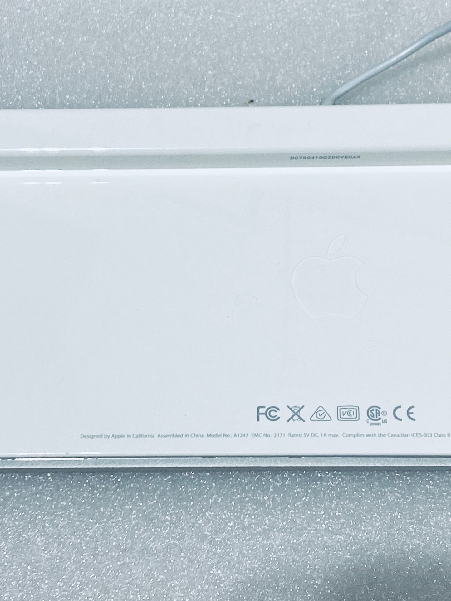 Apple White Aluminum USB Wired Keyboard A1243 & Apple Wired Mouse A1152 - (READ)