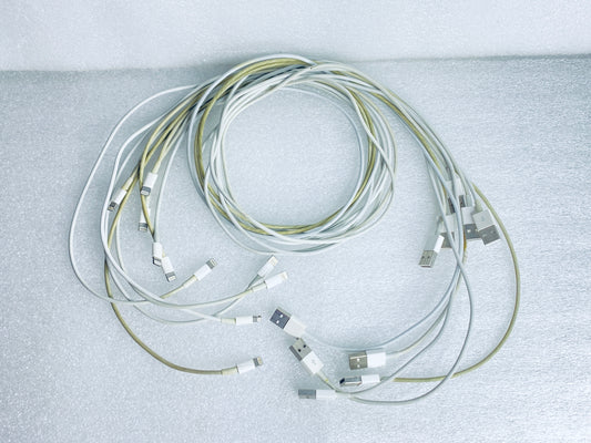 #174 - lot Of 10 - Mixed Sized Lightning Charge Cables For Apple iPhone & iPad - (READ) - (IN CONDITION AS SHOWN)