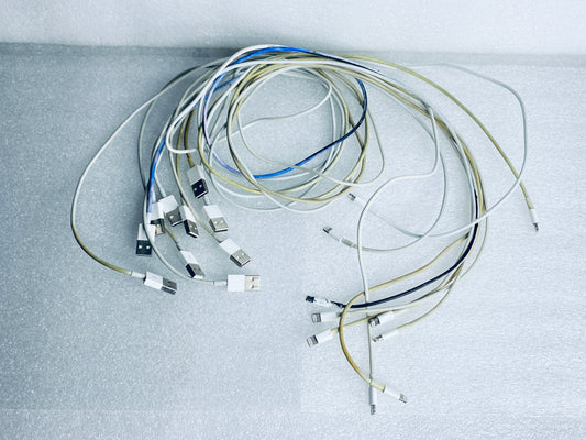 #176 - lot Of 10 - Mixed Sized Lightning Charge Cables For Apple iPhone & iPad - (READ) - (IN CONDITION AS SHOWN)