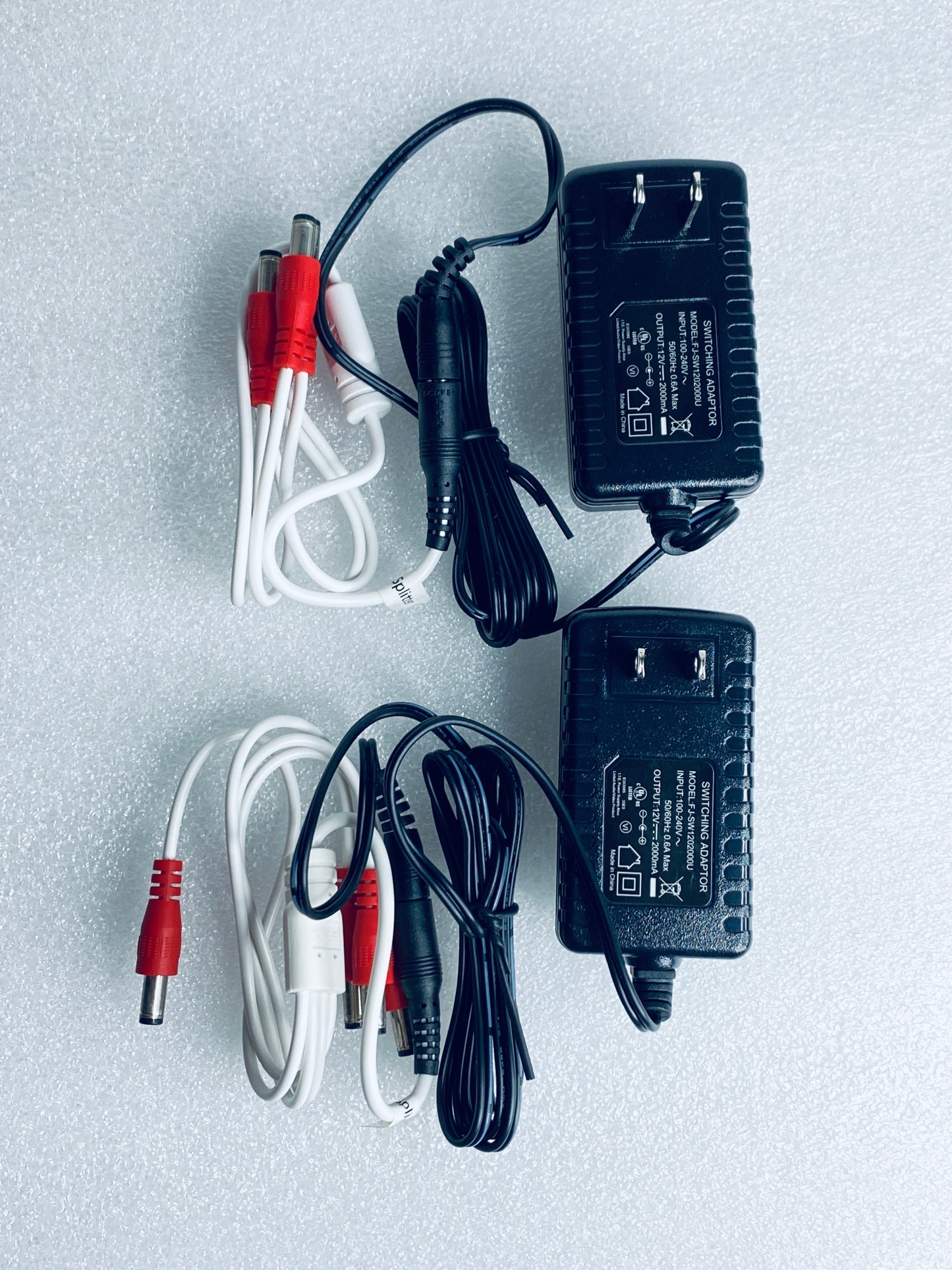 lot Of 2- FJ-SW1202000U AC/DC 12V 0.6A Switching Adapter & 4-Way Split Cord-READ