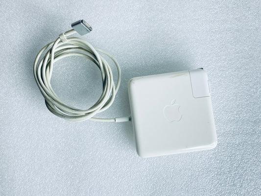 apple 85W MagSafe 2 Power Adapter Magnetic T-Tip MacBook Pro, A1424 – (READ)