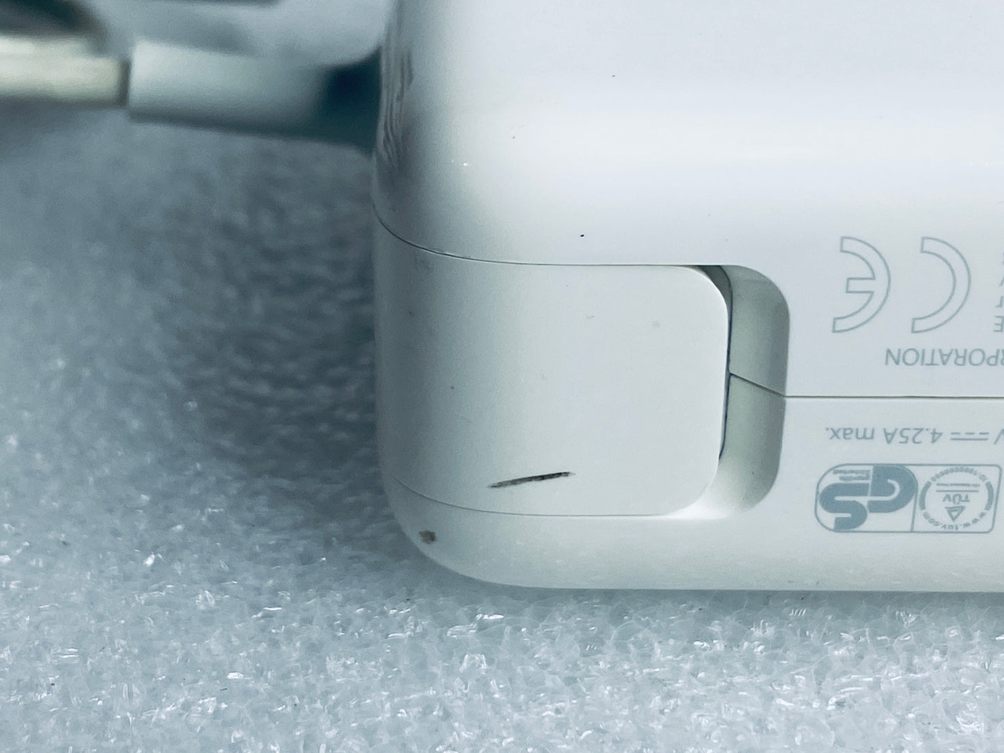 apple 85W MagSafe 2 Power Adapter Magnetic T-Tip MacBook Pro, A1424 – (READ)