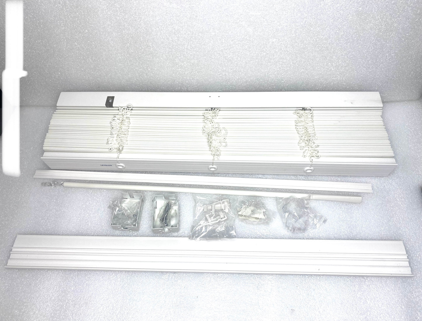 new Other LEVOLOR Trim+Go 2” White Faux Wood Cordless Blind, 27” x 64” - (READ)