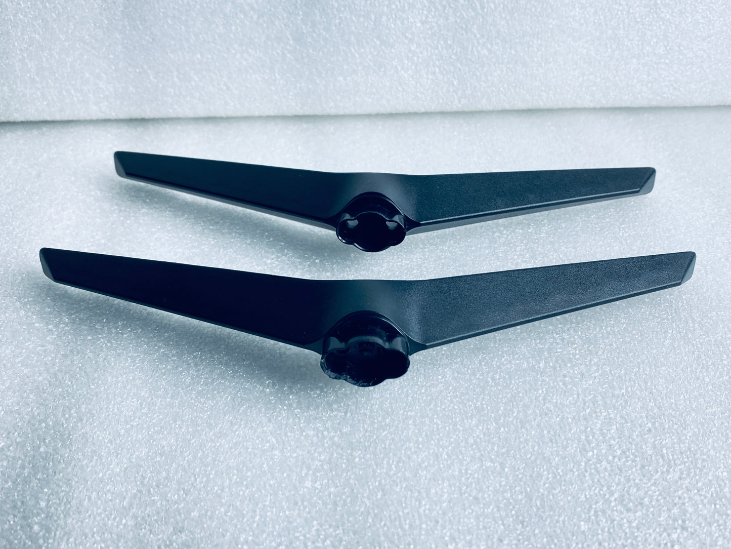 vizio SZ200268 Black TV Stand Legs For D43F-J04