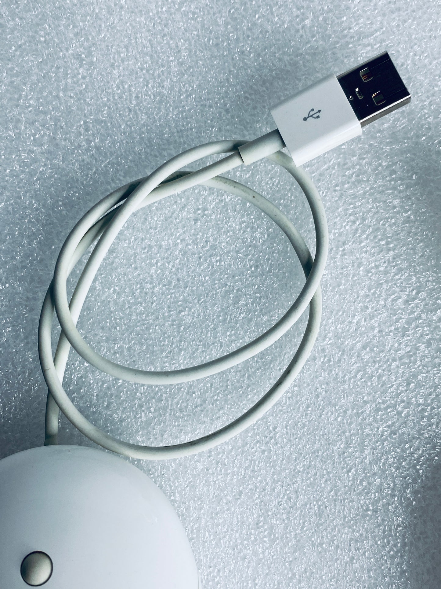 lot Of 2 - Apple Wired White USB Mighty/Optical Mouse, A1152 - (READ)