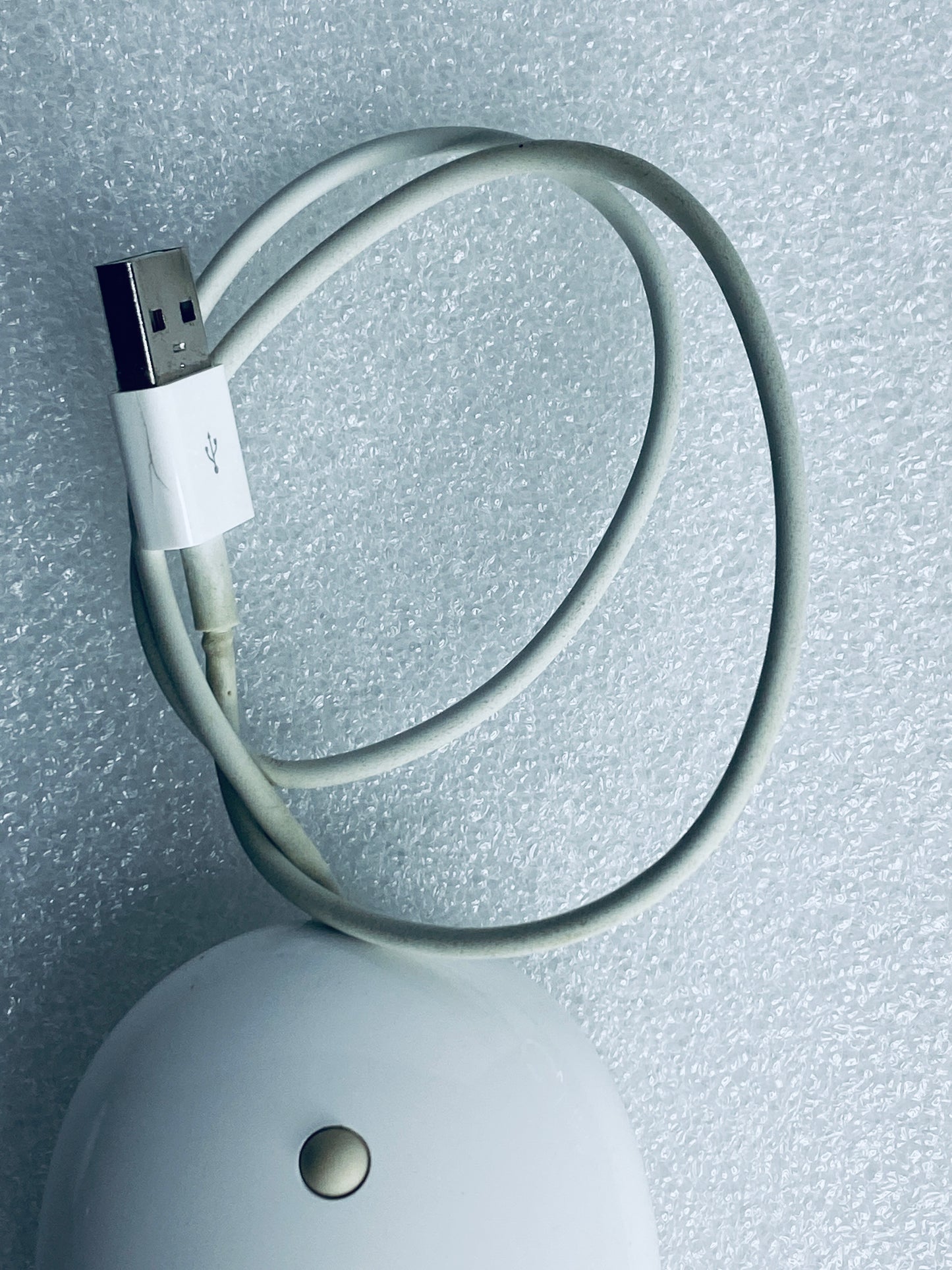 lot Of 2 - Apple Wired White USB Mighty/Optical Mouse, A1152 - (READ)