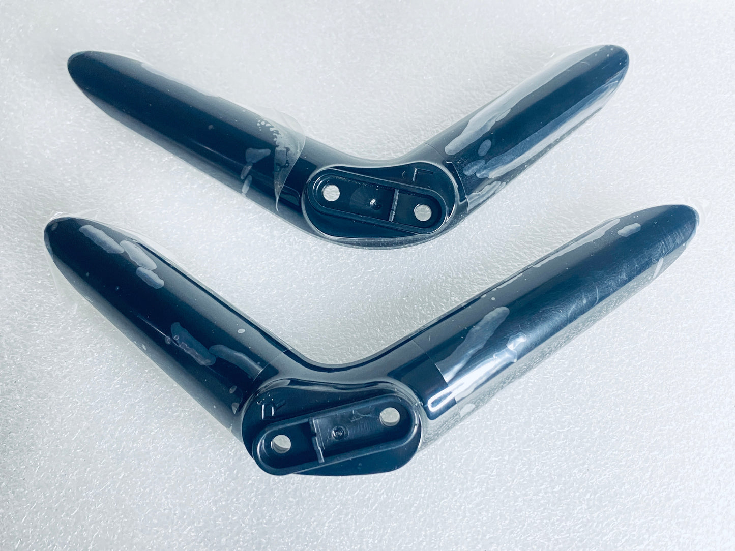 onn 100012589 Black TV Stand Legs - (READ)