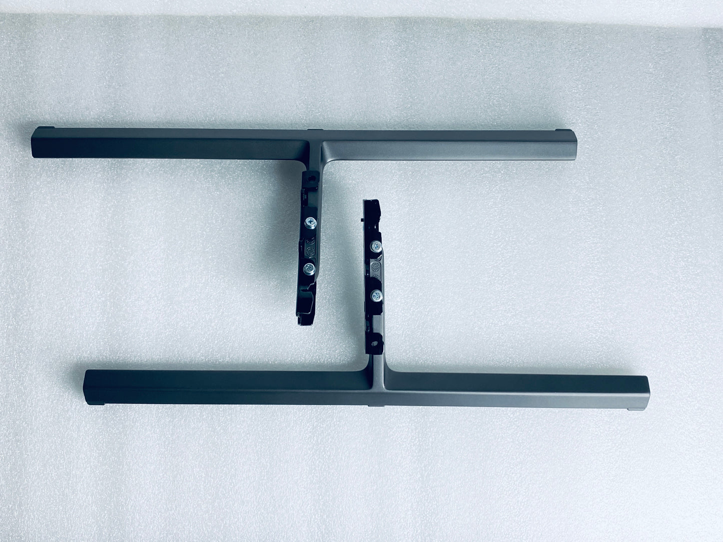 sony TV Stand Legs 4L-L CBN STD 504471101 & 4L-R CBN STD 504471201 For XR-85X90L