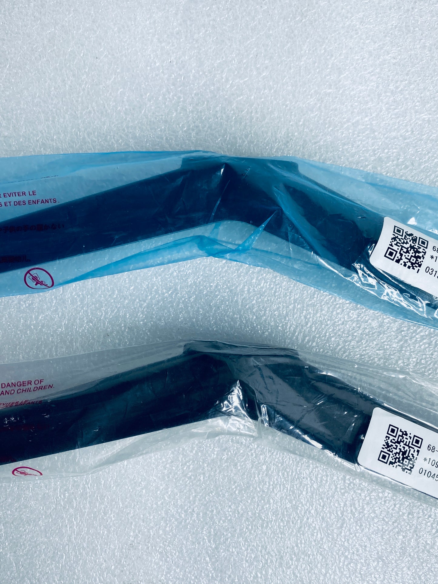 new - TCL TV Stand Legs 68-641020 & 68-642050, Black