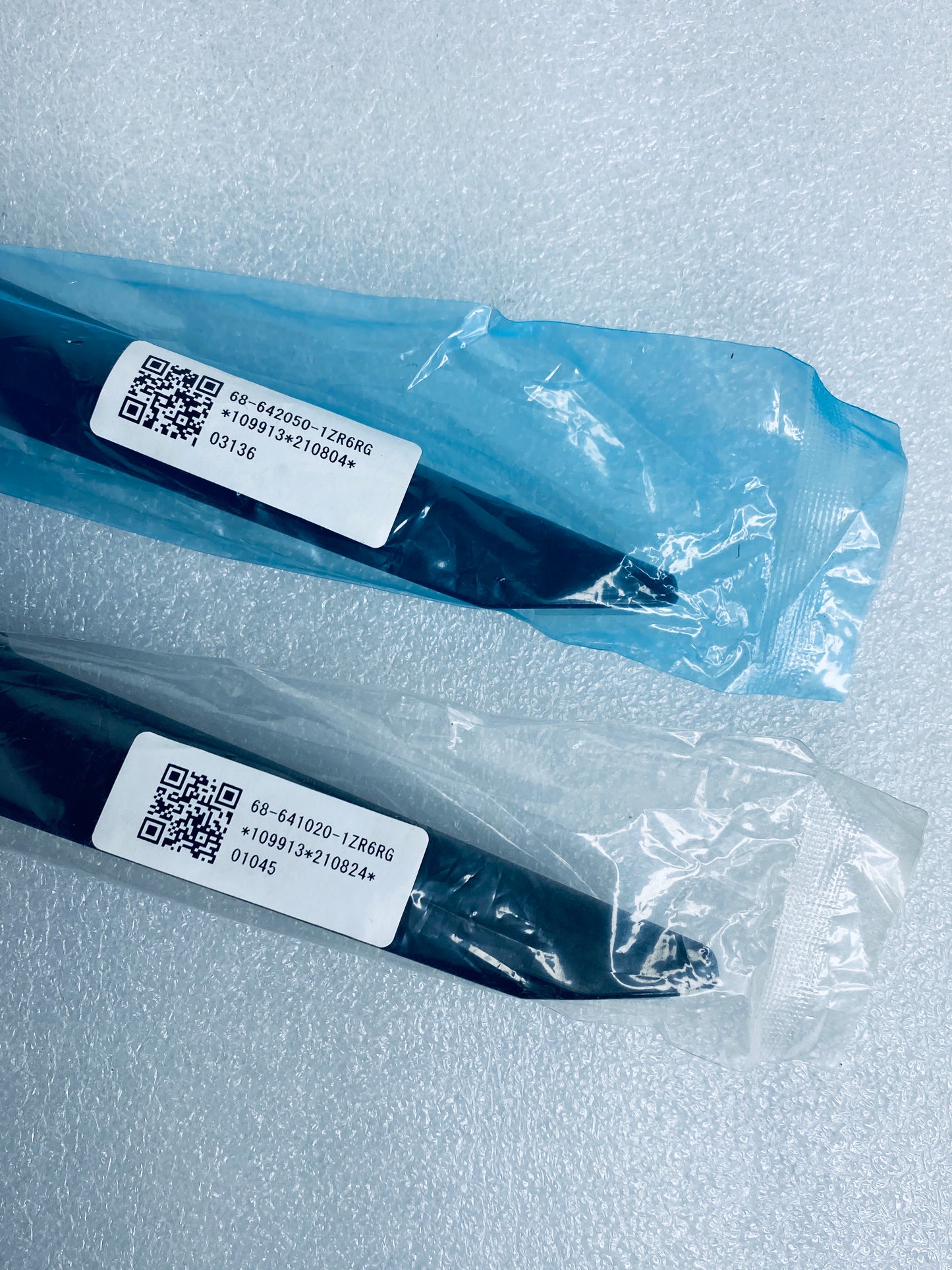 new - TCL TV Stand Legs 68-641020 & 68-642050, Black