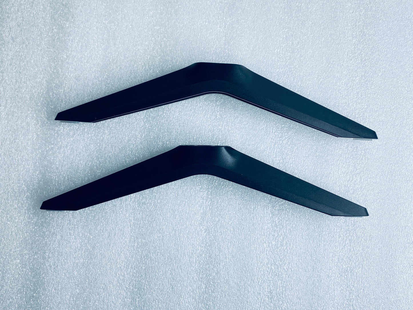 tCL Black Tv Stand/Legs, 40105-000502