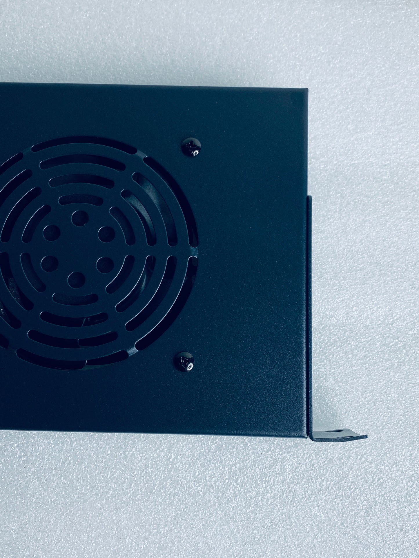 NavePoint Rack Cabinet Mounted Server Cooling System With 2 Fans, Black - (READ)