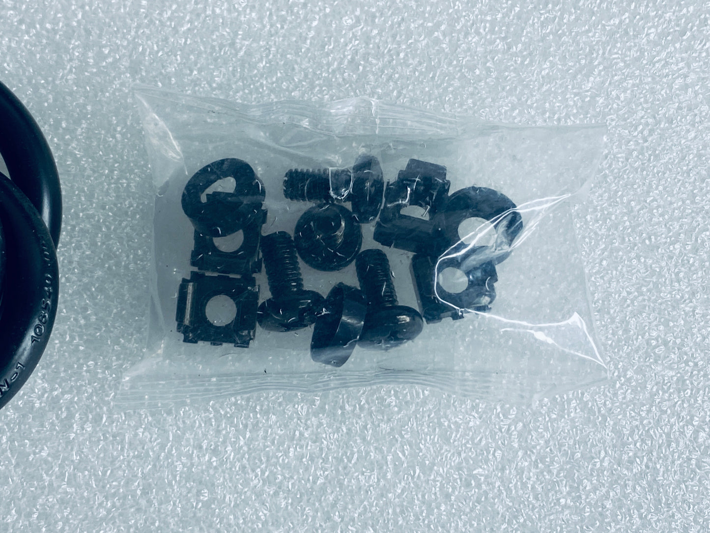 NavePoint Rack Cabinet Mounted Server Cooling System With 2 Fans, Black - (READ)