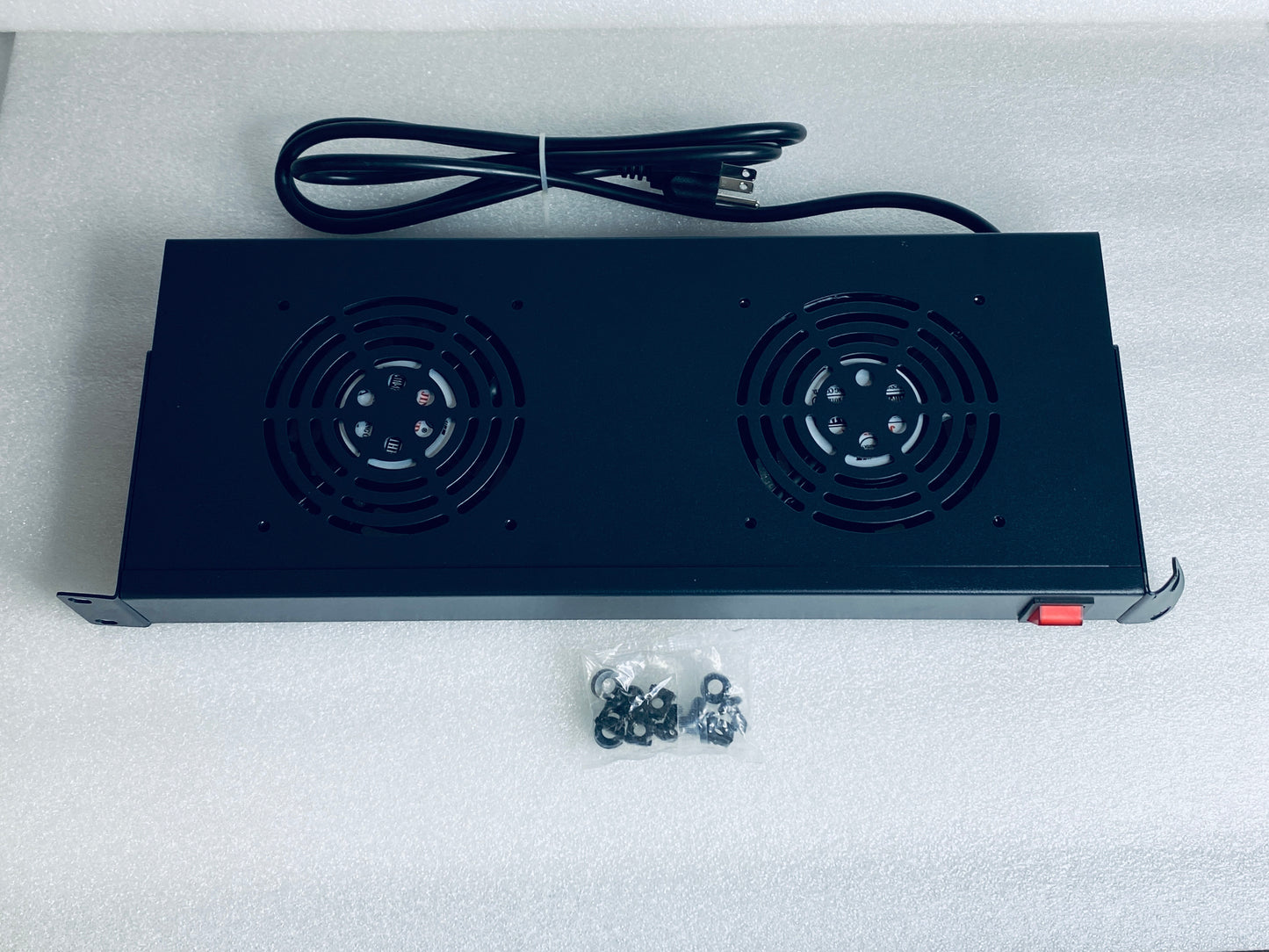 NavePoint Black Rack Cabinet Mounted Server Cooling System With 2 Fans - (READ)