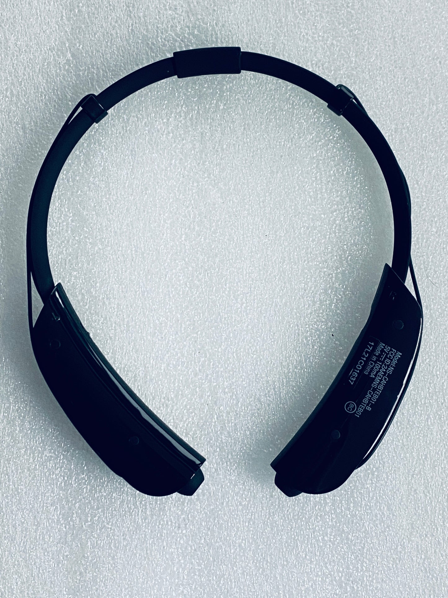 Insignia NS-CAHBTEB01-B Wireless Bluetooth In-Ear Headset W/ Microphone