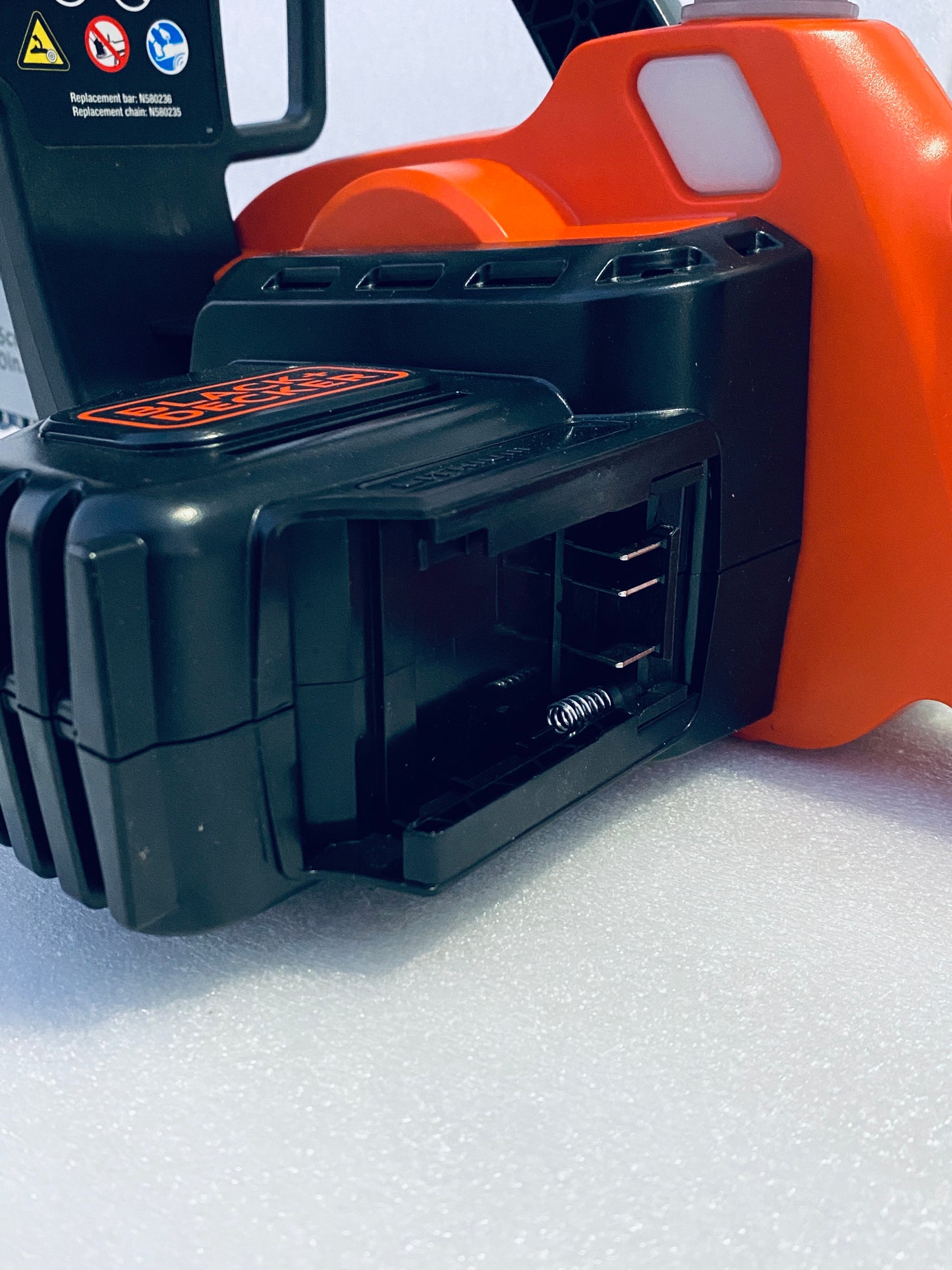 New Other - BLACK+DECKER 20V MAX 10” Battery Powered Chainsaw, Tool Only