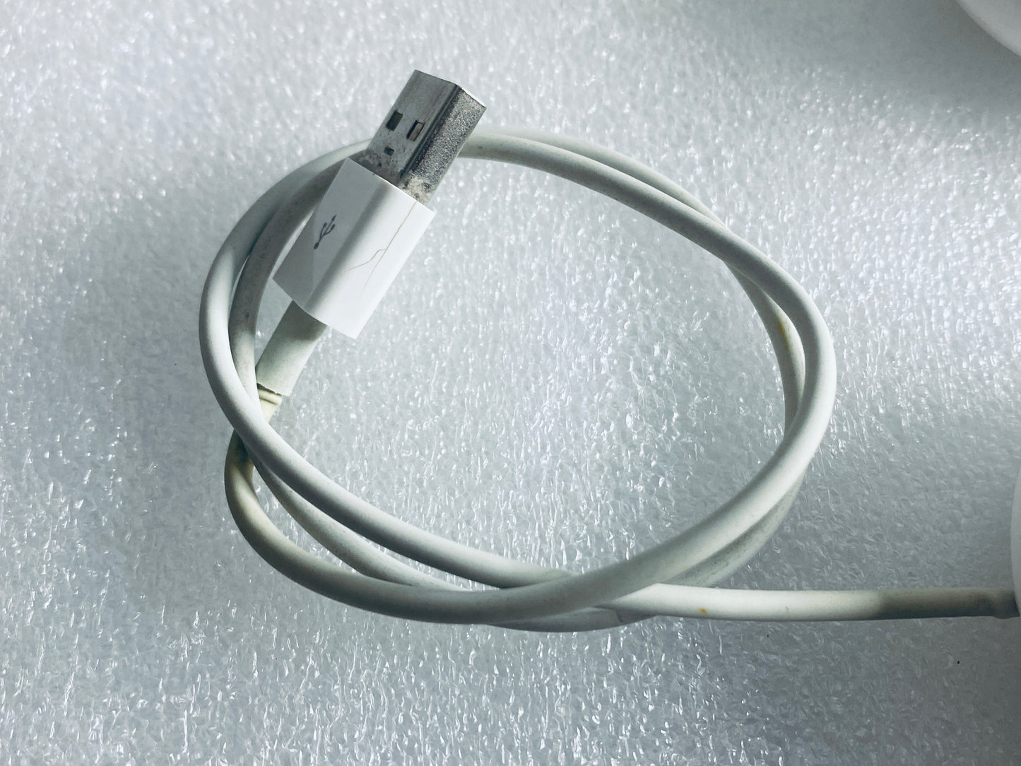 lot Of 2 - Apple Wired White USB Mighty/Optical Mouse, A1152