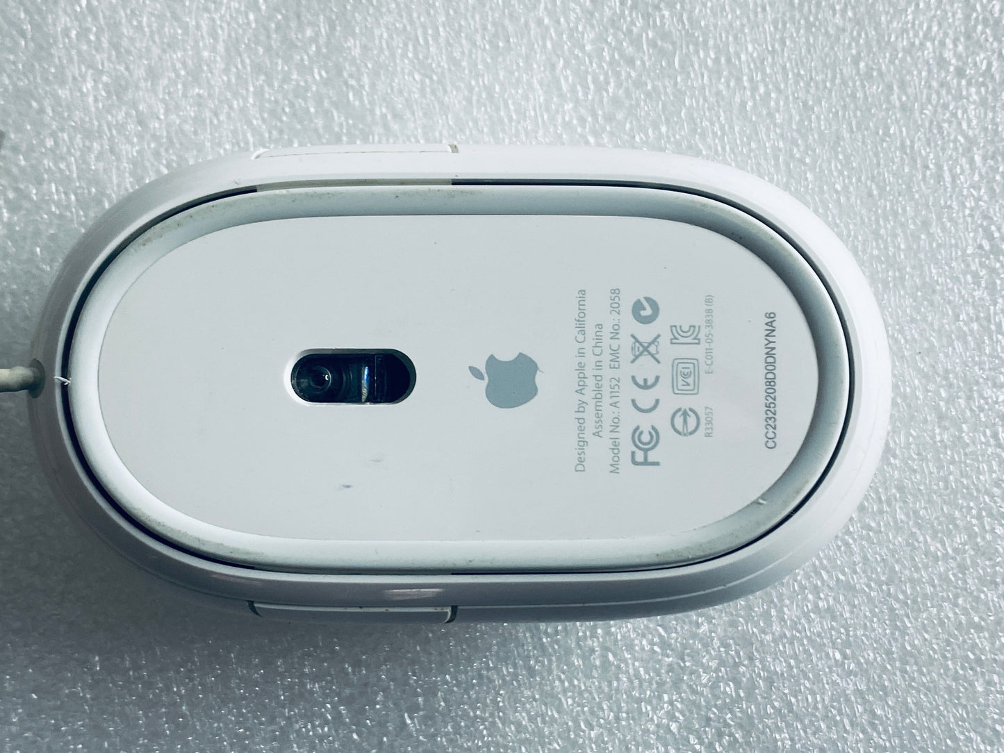 lot Of 2 - Apple Wired White USB Mighty/Optical Mouse, A1152