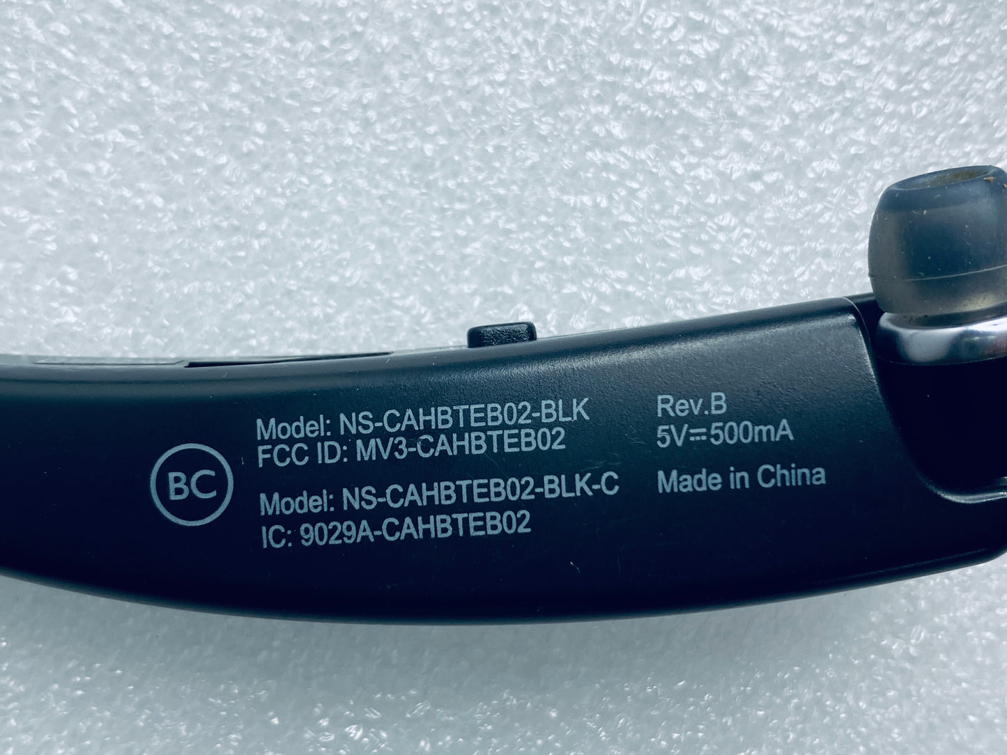 #129 - Insignia Wireless Bluetooth In-Ear Headset With Built-In Microphone, NS-CAHBTEB02-BLK - (IN CONDITION AS SHOWN)