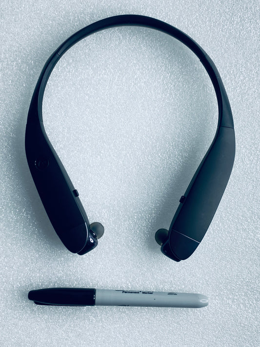 #130 - Insignia Wireless Bluetooth In-Ear Headset With Built-In Microphone, NS-CAHBTEBNC-B - (IN CONDITION AS SHOWN)