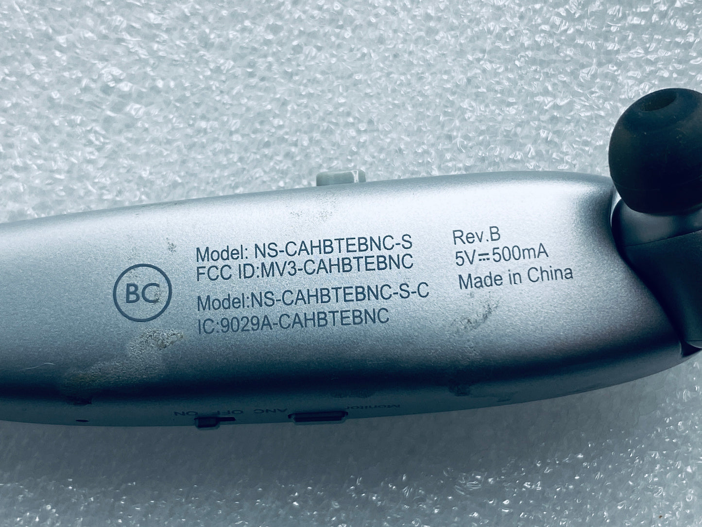 #131 - Insignia Wireless Bluetooth In-Ear Headset With Built-In Microphone, NS-CAHBTEBNC-S - (IN CONDITION AS SHOWN)