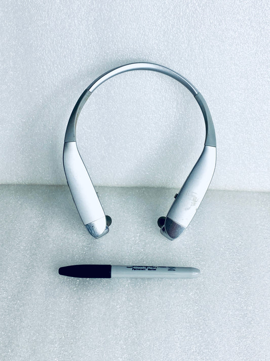 #192 - Insignia Wireless Bluetooth In-Ear Headset With Built-In Microphone, NS-CAHBTEBNC-S - (IN CONDITION AS SHOWN)