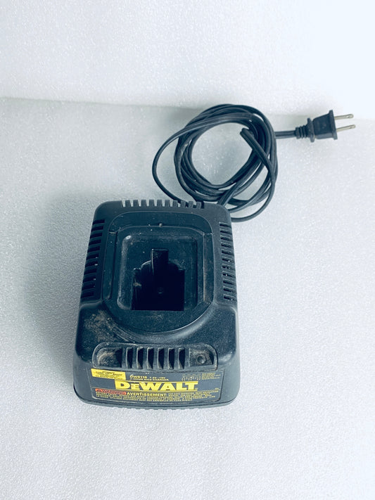 dewalt DW9116 18V Battery Charger, Charger Only