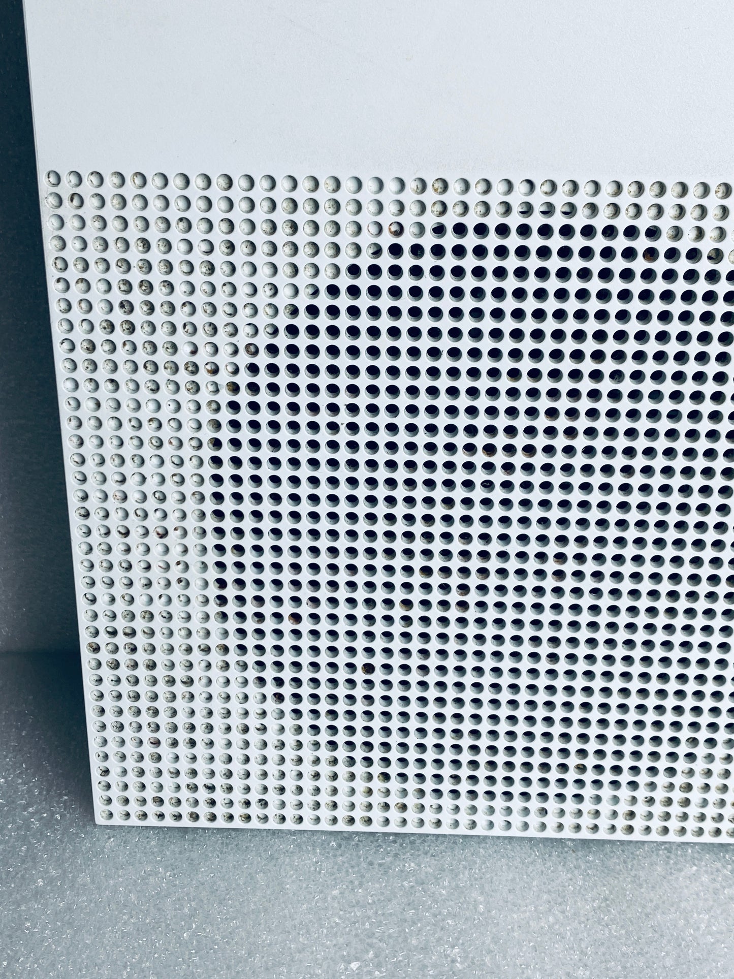 Microsoft Xbox One S 1TB White System/Console With Black Wireless Controller