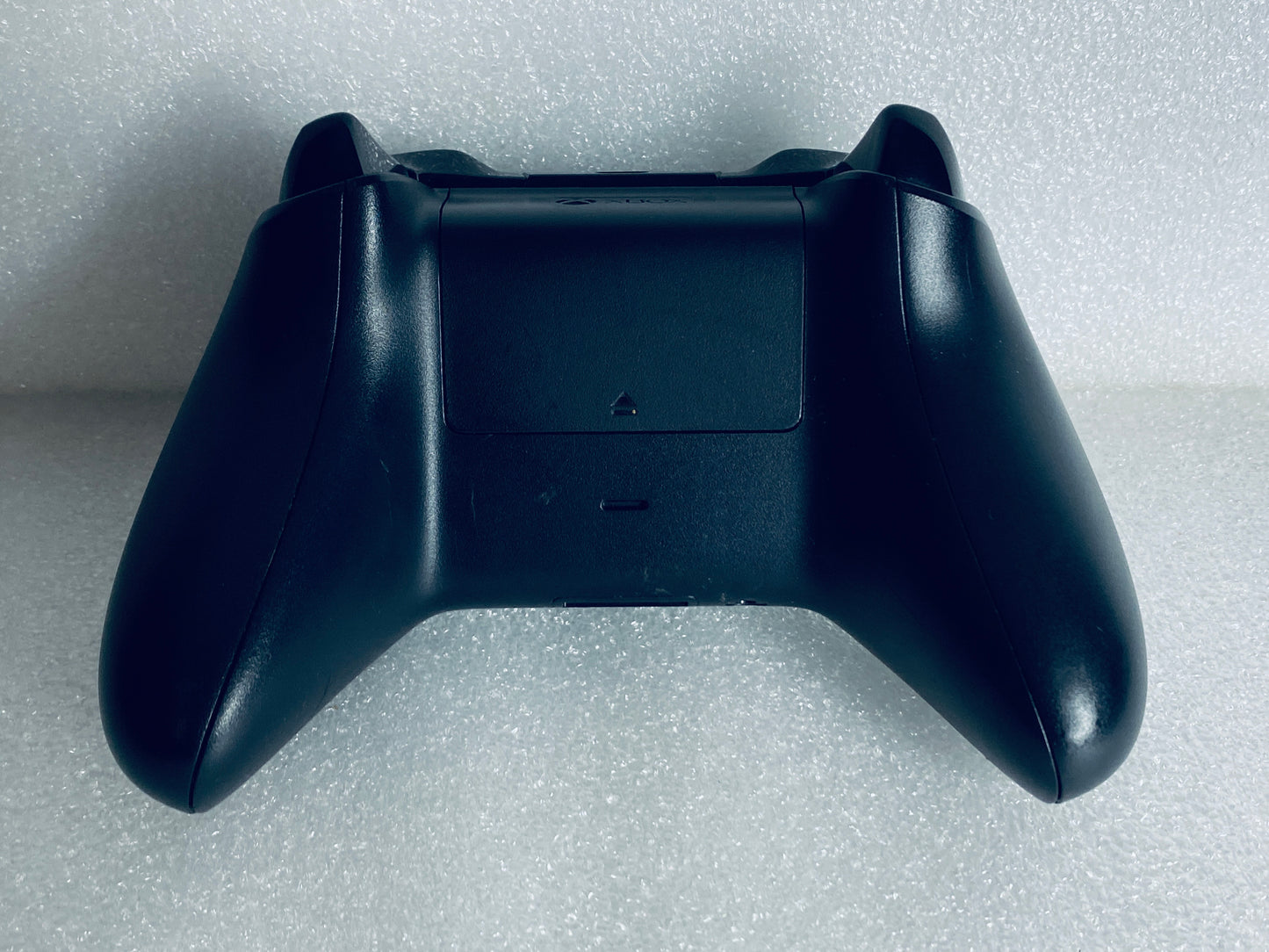 Microsoft Xbox One S 1TB White System/Console With Black Wireless Controller