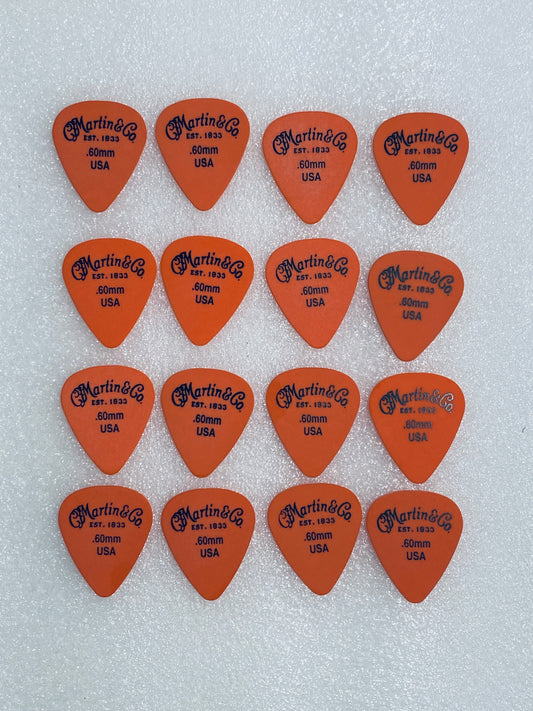 lot Of 16 New Open Box - Martin & Co. EST. 1833 .60mm Guitar Picks, Orange