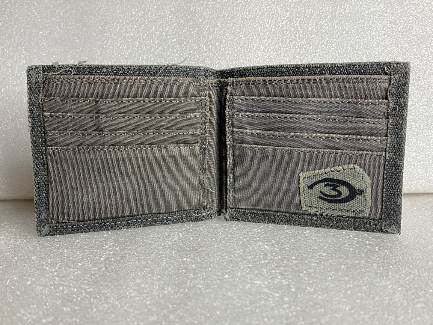 halo 3 Master Chief Billfold Unisex Wallet, Grey