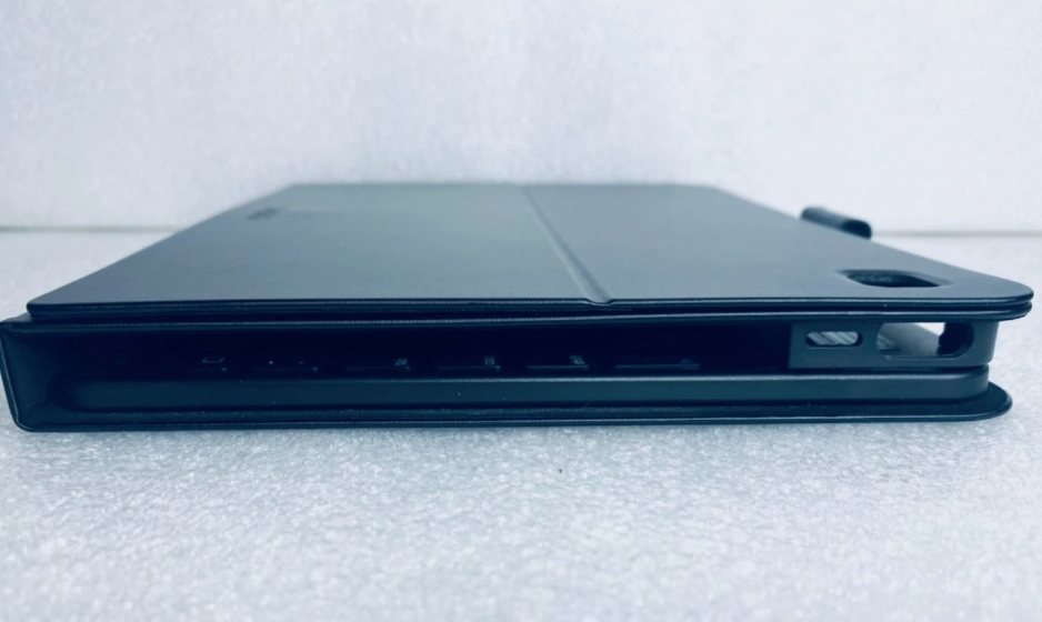 zagg Messenger Folio Tablet Keyboard Case For iPad Air/Air 2/9.7" iPad Pro/iPad